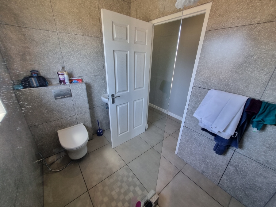 3 Bedroom Property for Sale in Country Club Western Cape